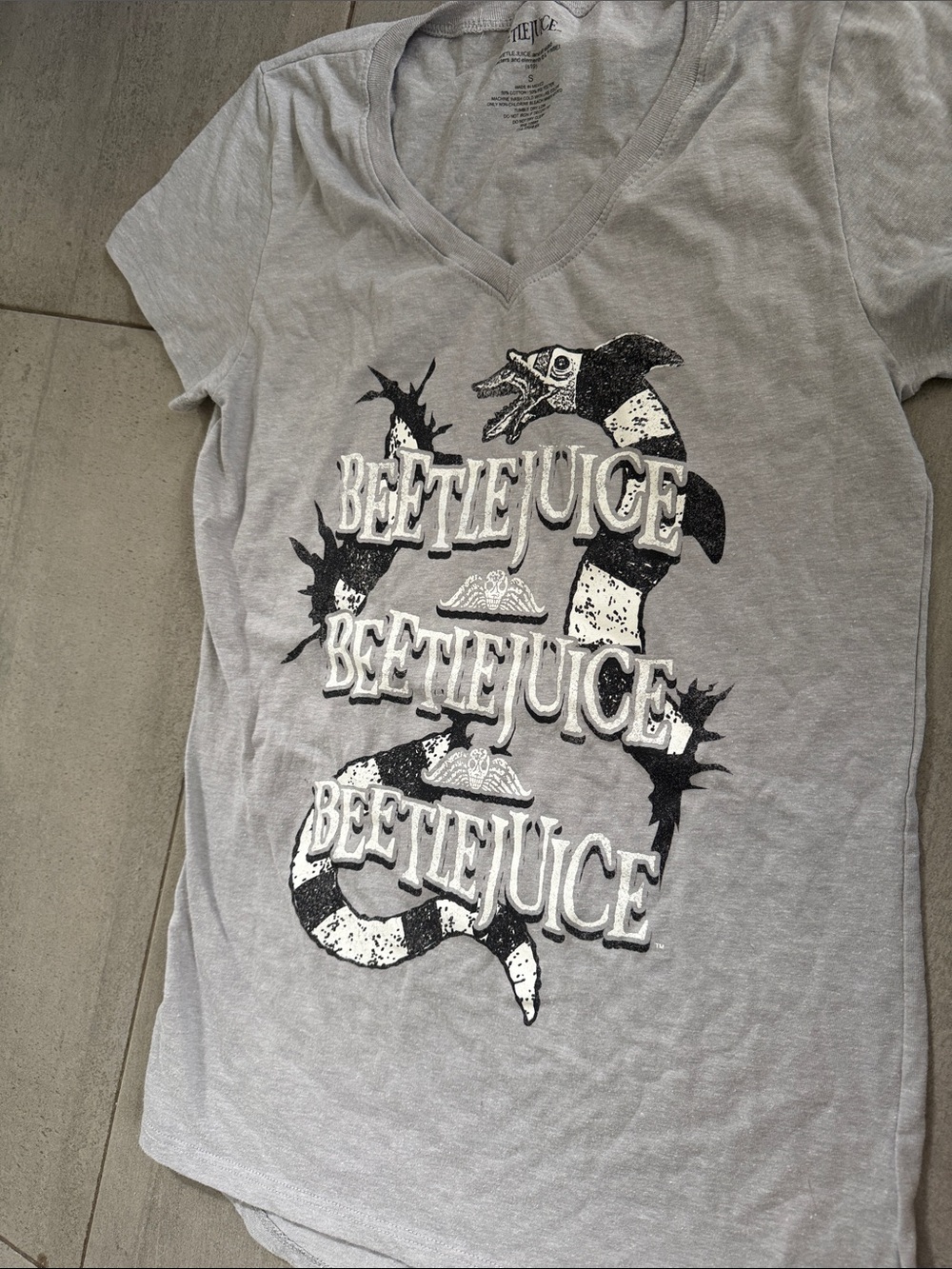 Beetlejuice shirt size S